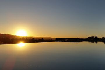 Infinity pool