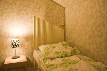 guest_rooms