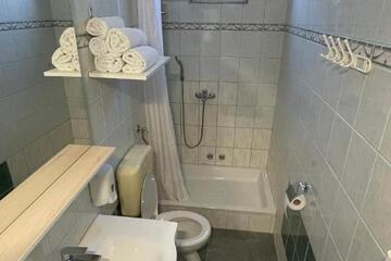 Photo 34