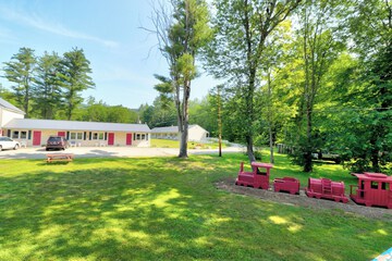 Children's play area - outdoor
