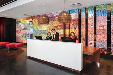 Lobby lounge