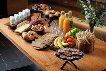 Breakfast meal