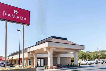 Ramada by Wyndham Lebanon
