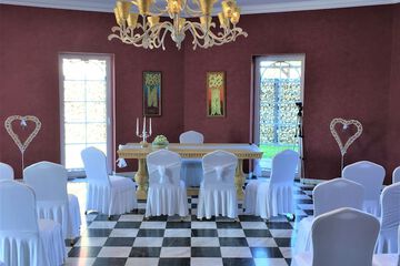 Indoor wedding
