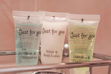 Bathroom amenities