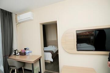Photo 4
