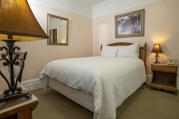 Room 108 of 116