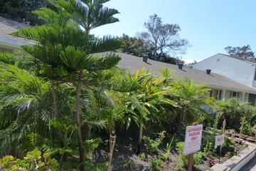 Hotel Exterior 60 of 65