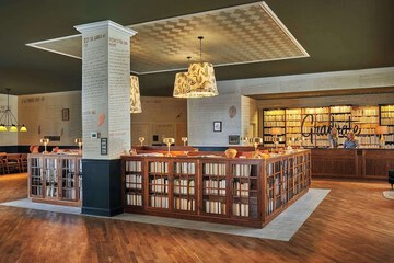 Graduate by Hilton Iowa City