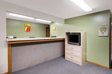 Super 8 by Wyndham Estherville