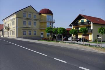 Photo 52