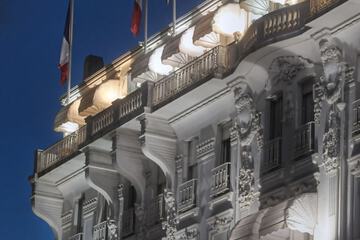 Front of property - evening/night