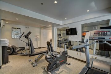 Health and Fitness 34 of 36