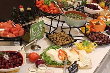 Breakfast buffet