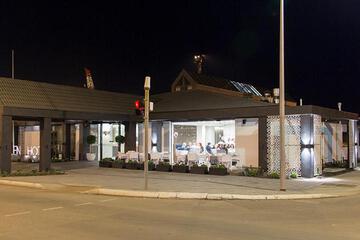 Photo 32
