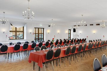 Banquet hall