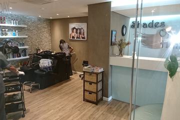 Hair salon