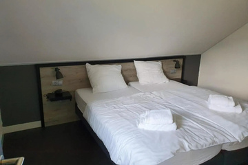 guest_rooms