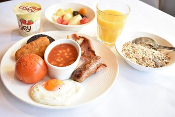 Breakfast meal