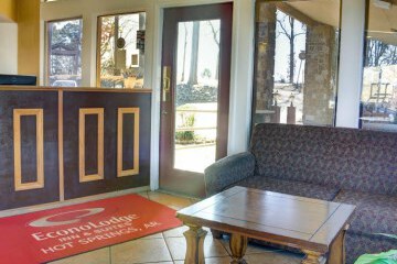  Econo Lodge Inn & Suites Hot Springs 40