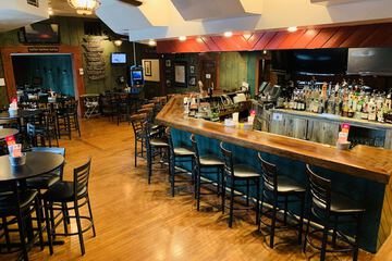 Check-in/check-out kiosk