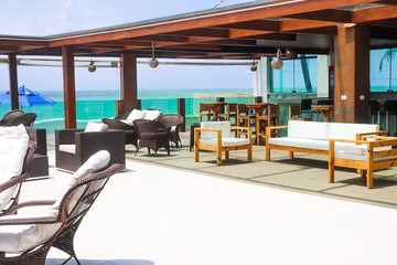 Poolside bar