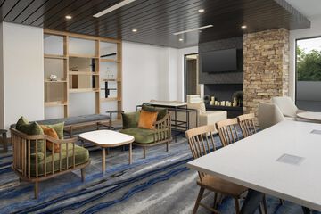 Fairfield Inn & Suites by Marriott Alexandria West / Mark Center