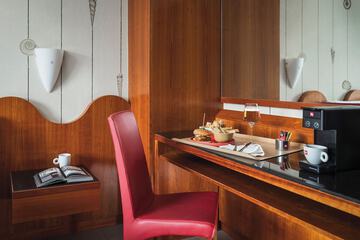 Room service - dining