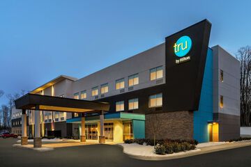 Tru by Hilton Albany Airport NY