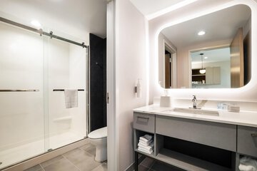 Bathroom shower