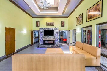 Hotel Interior 10 of 35