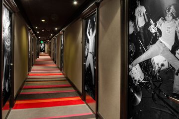 Ballroom/Hall 78 of 83