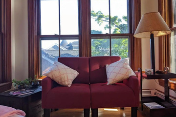 guest_rooms
