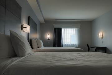 Room 10 of 23