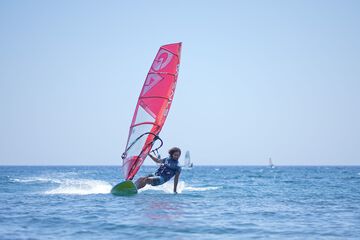 Surfing/boogie boarding