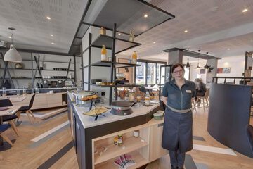 Breakfast area