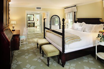 Room 46 of 185