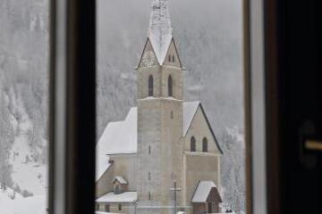Photo 33