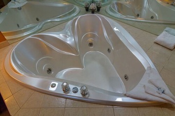 Jetted tub