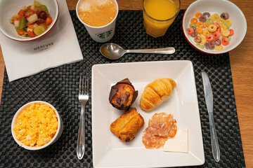 Breakfast area