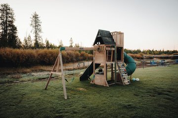Children's play area - outdoor