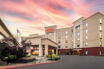 Hampton Inn & Suites Seattle-Airport / 28th Ave