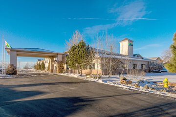 Holiday Inn Express Hotel & Suites Raton by IHG