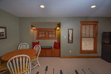 guest_rooms