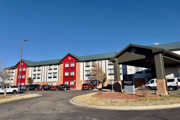 Sylo Hotel Denver International Airport