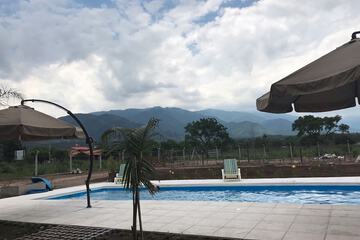Infinity pool