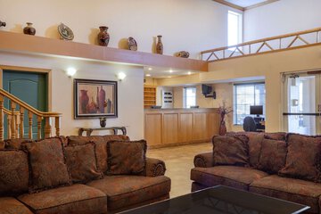 Hotel Interior 5 of 22