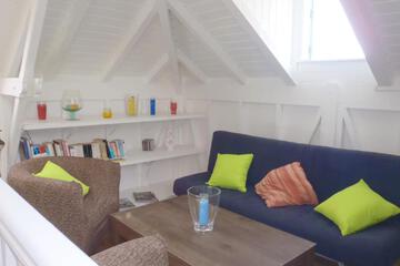 Photo 33