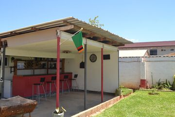 Sports bar