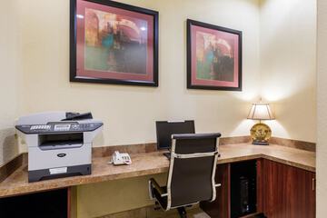 Business Center 27 of 27